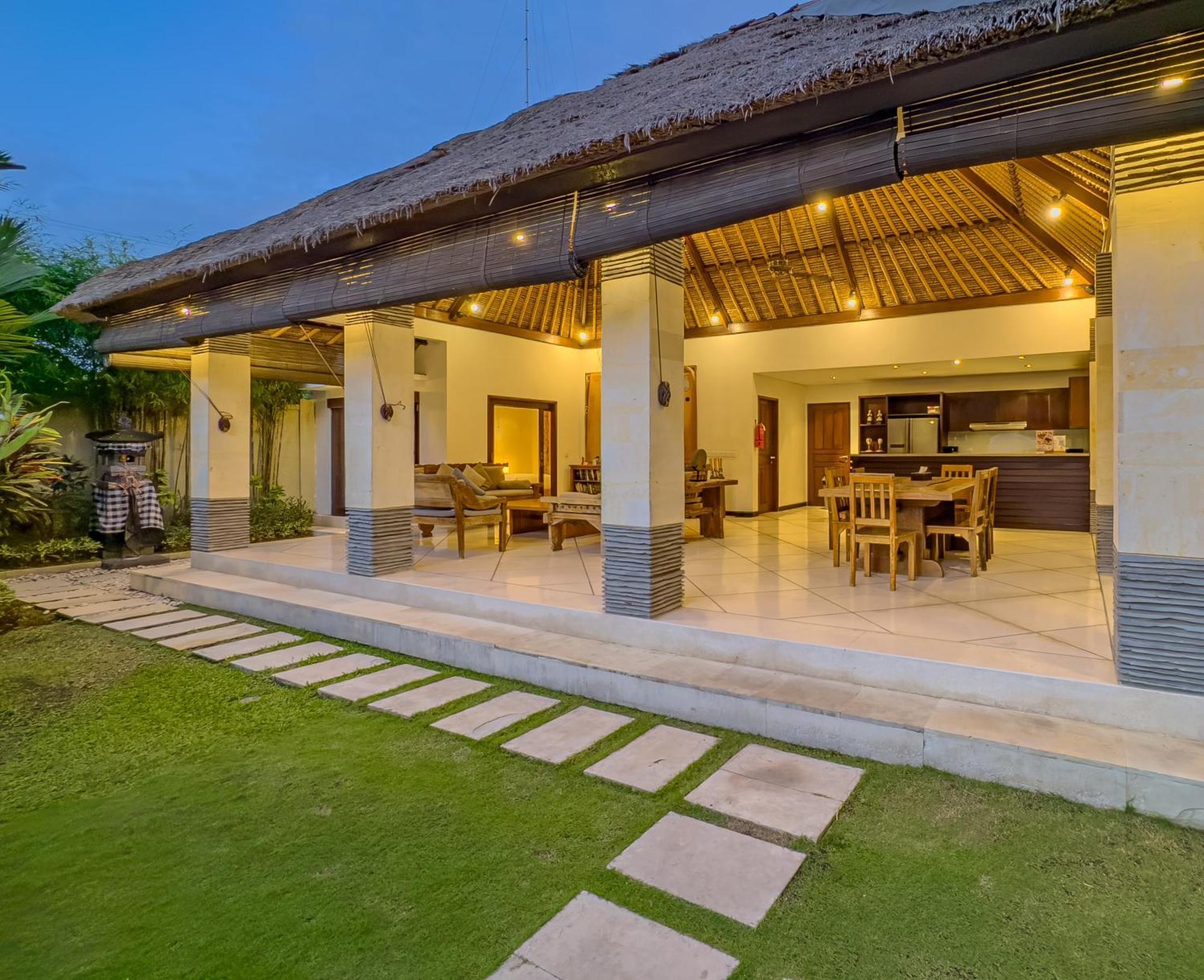 Villa Bugis Drupadi Seminyak Cameră foto