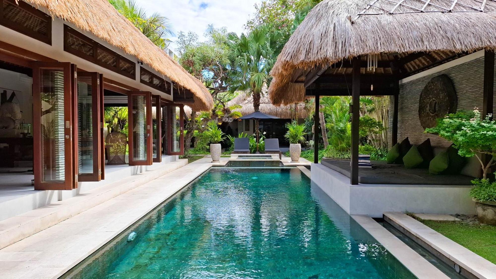 Villa Bugis Drupadi Seminyak Exterior foto